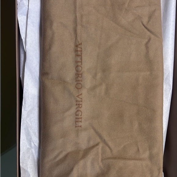 Black Heeled Boots with Pointed Toe and Glossy Finish made in Italy - Picture 6 of 7